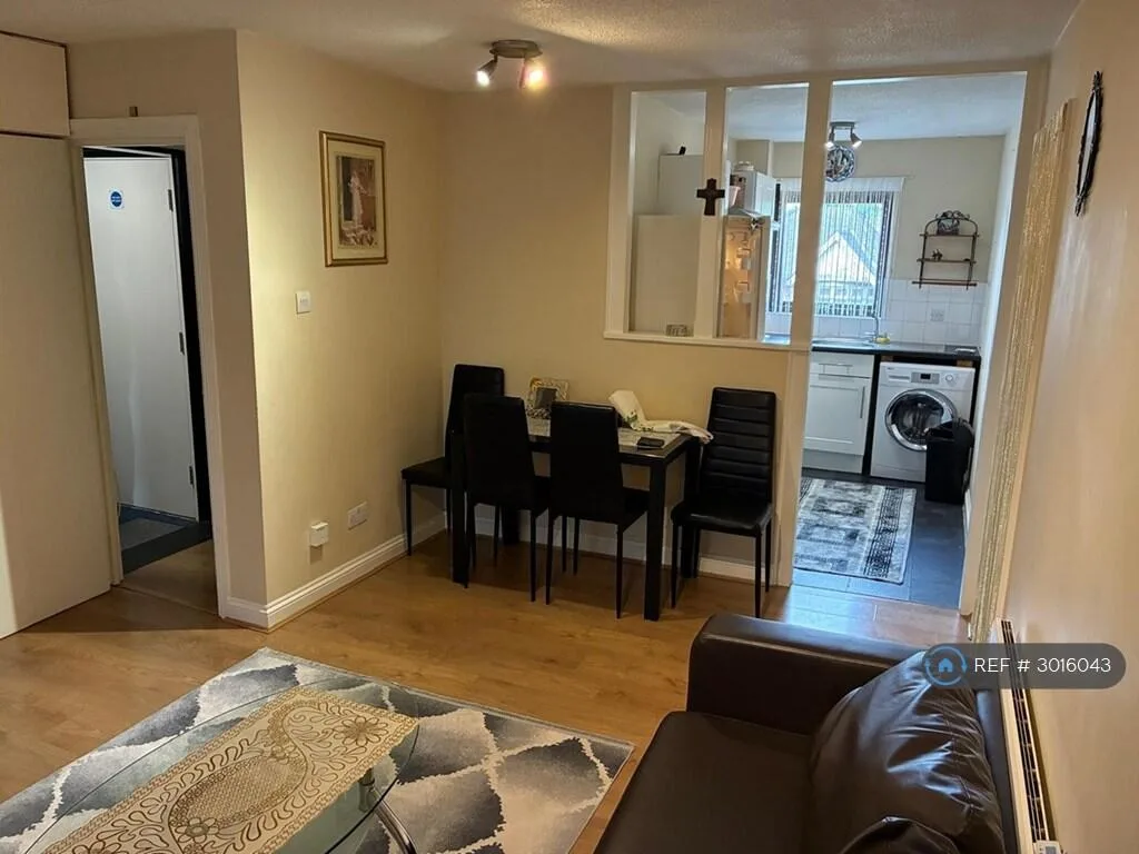 1 bedroom flat for rent