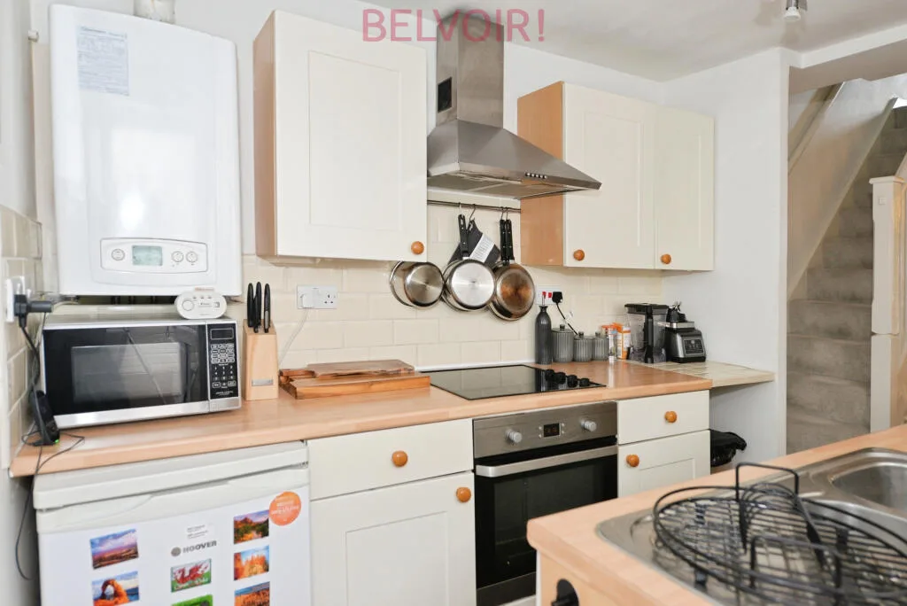 2 bedroom terraced house for rent