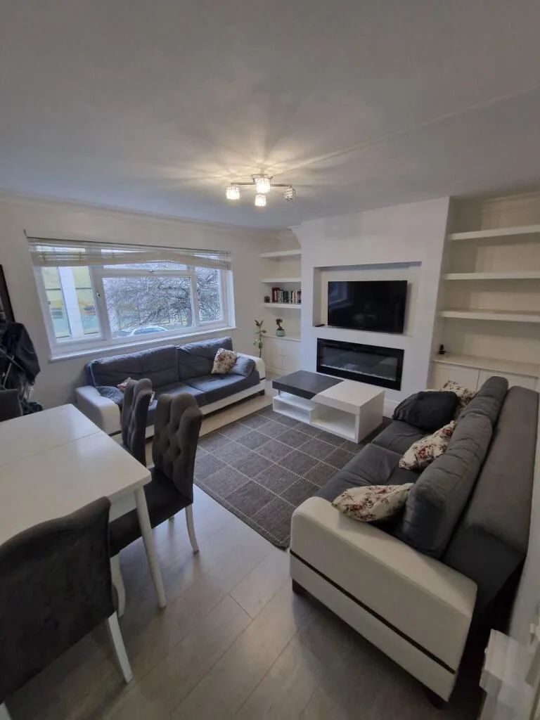 3 bedroom maisonette for rent