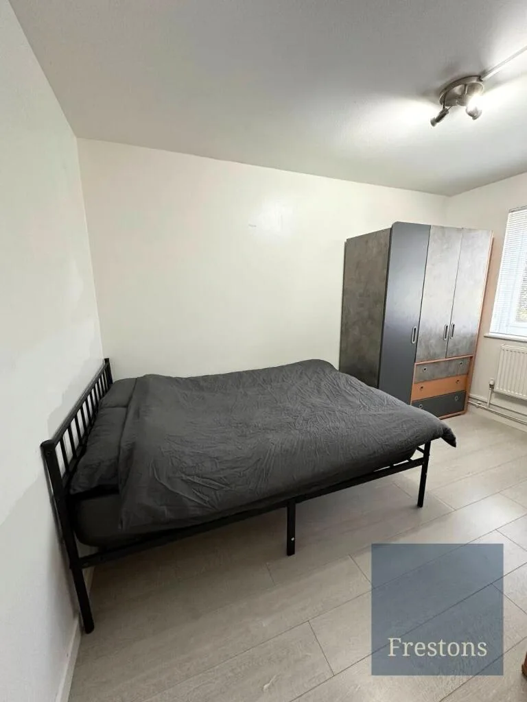 3 bedroom maisonette for rent