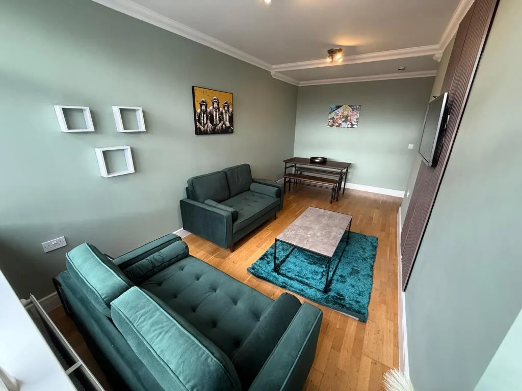 4 bedroom flat for rent