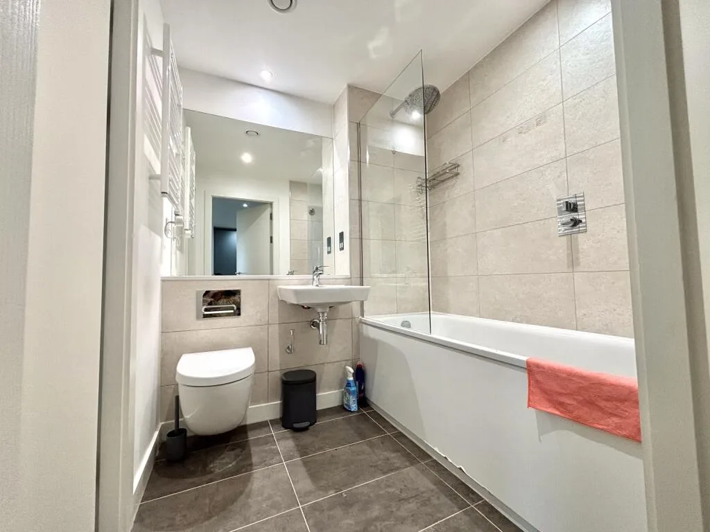 2 bedroom flat for rent