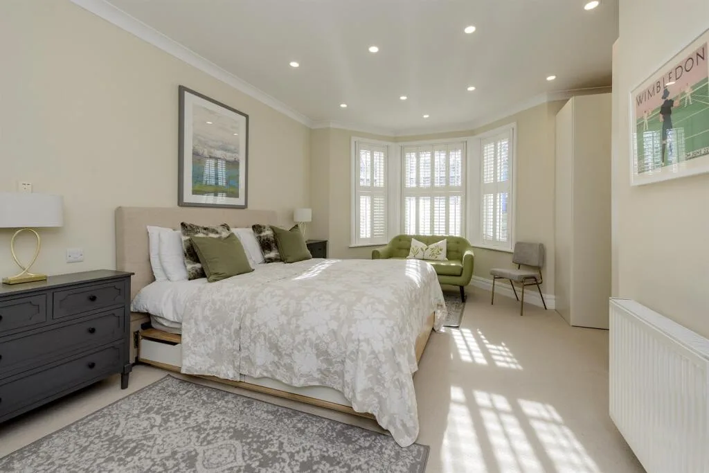 3 bedroom flat for rent