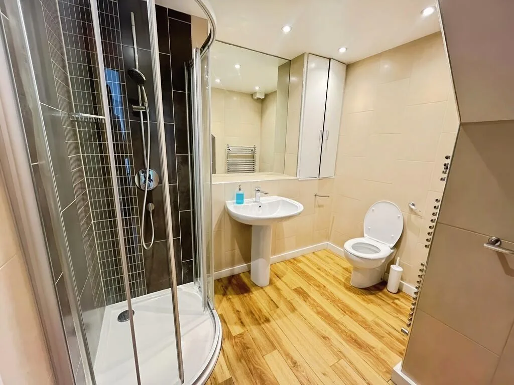 4 bedroom terraced house for rent