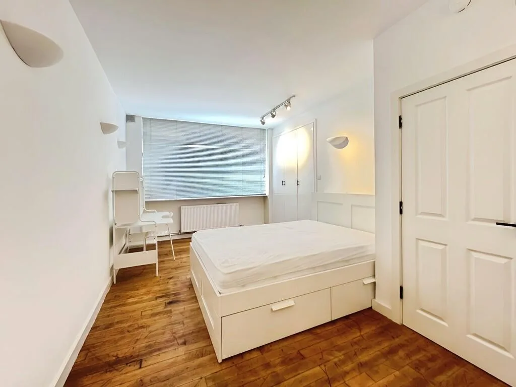 4 bedroom terraced house for rent