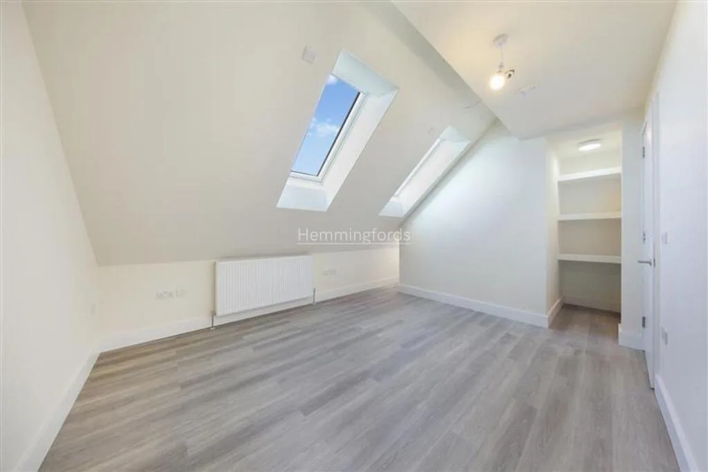 2 bedroom penthouse for rent