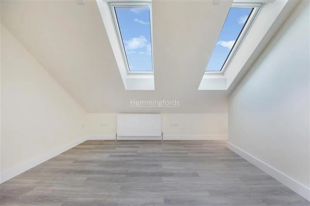 2 bedroom penthouse for rent
