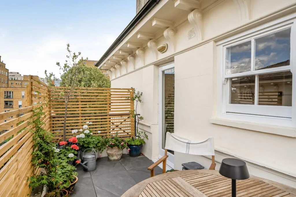 2 bedroom flat for rent