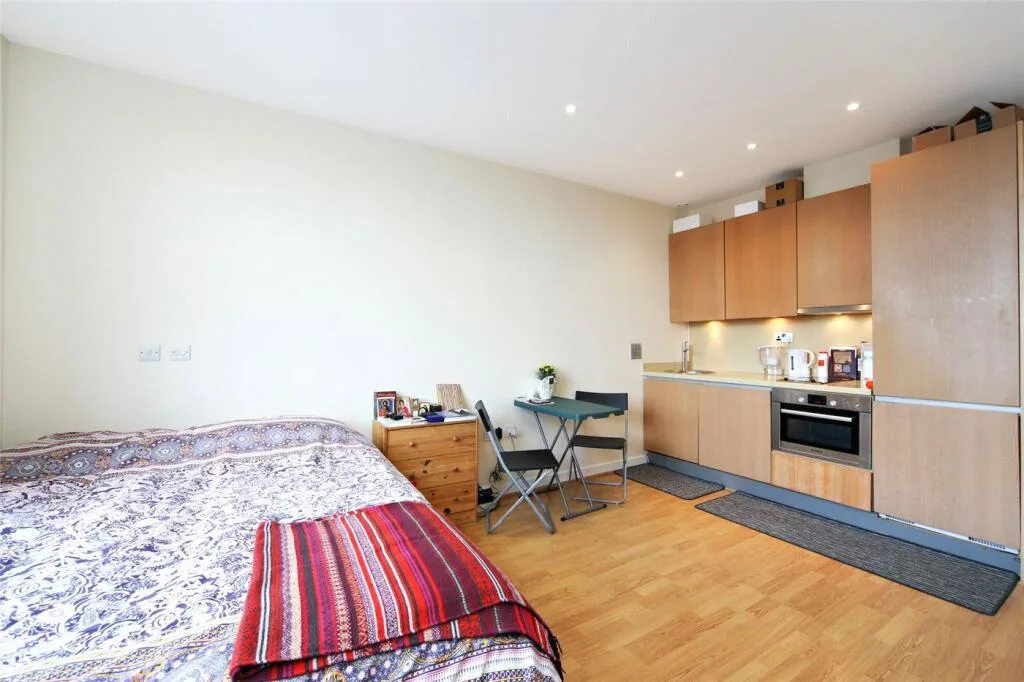 Studio apartment for rent