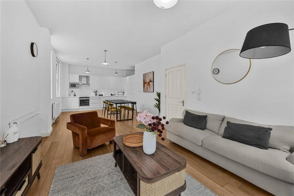 2 bedroom flat for rent