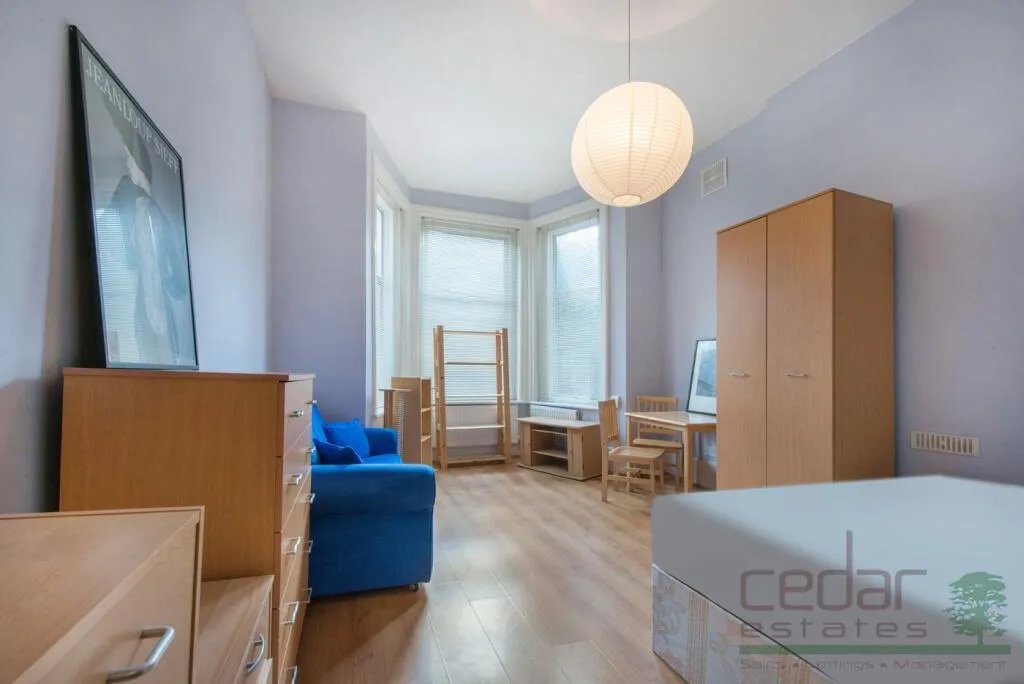 Studio flat for rent