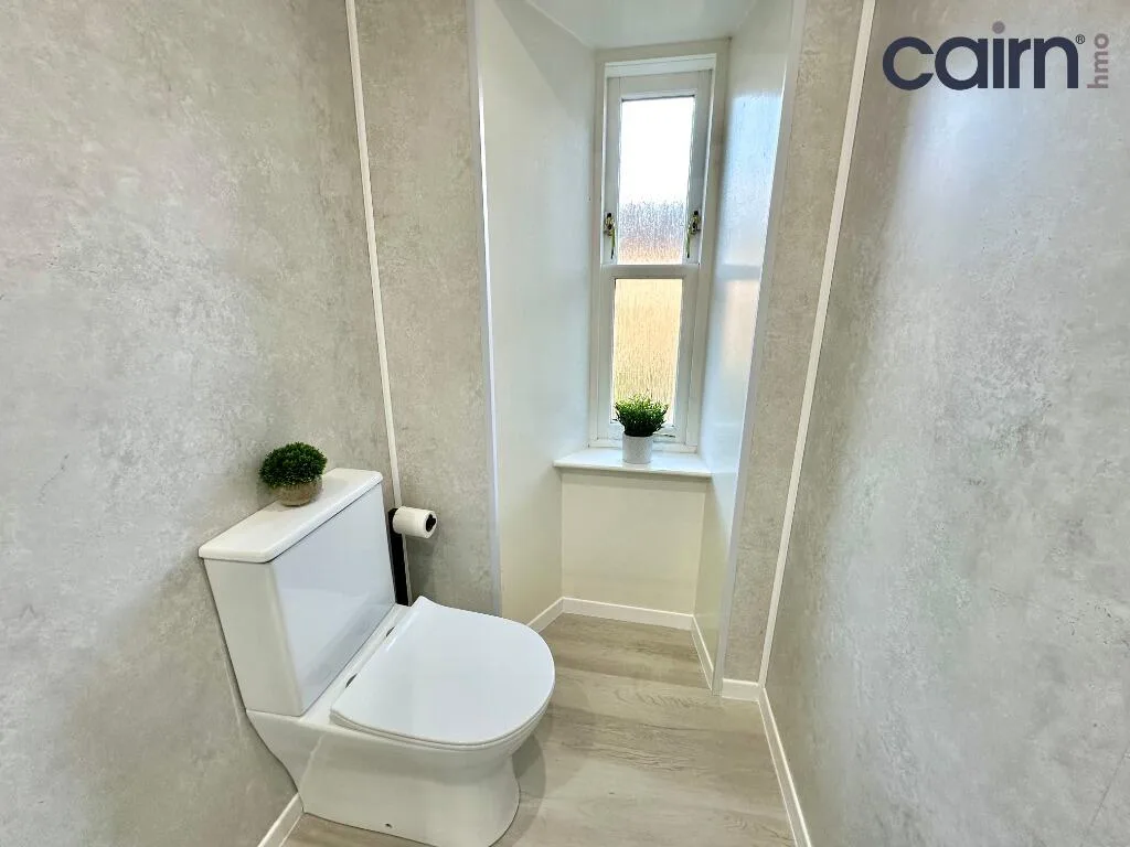 5 bedroom flat for rent