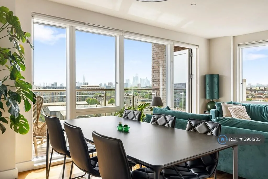 3 bedroom flat for rent