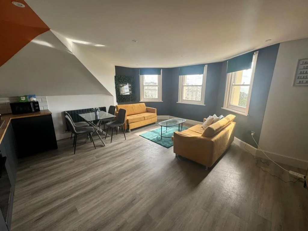 2 bedroom flat for rent