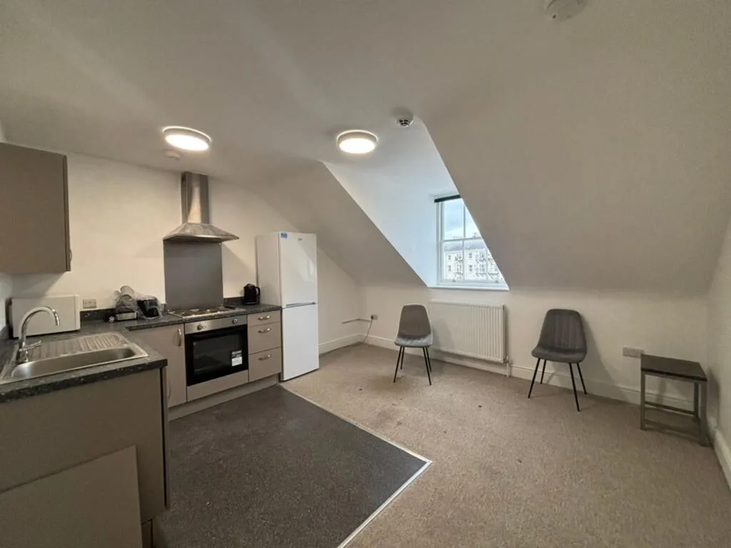 2 bedroom flat for rent