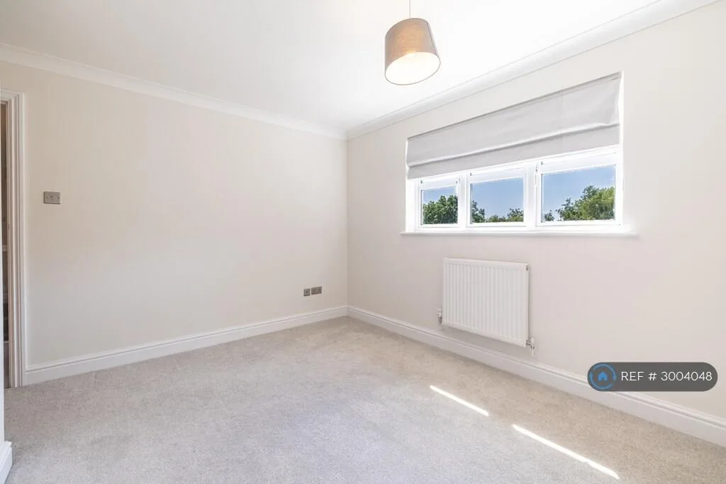 4 bedroom detached house for rent