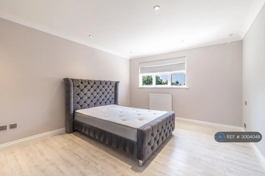 4 bedroom detached house for rent