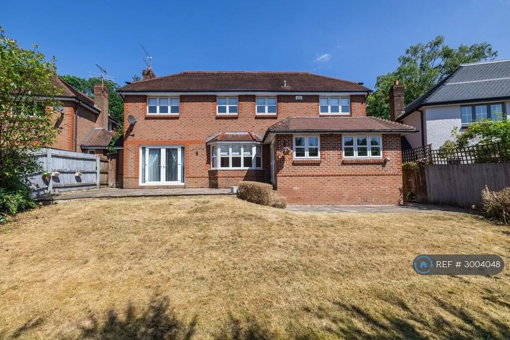 4 bedroom detached house for rent