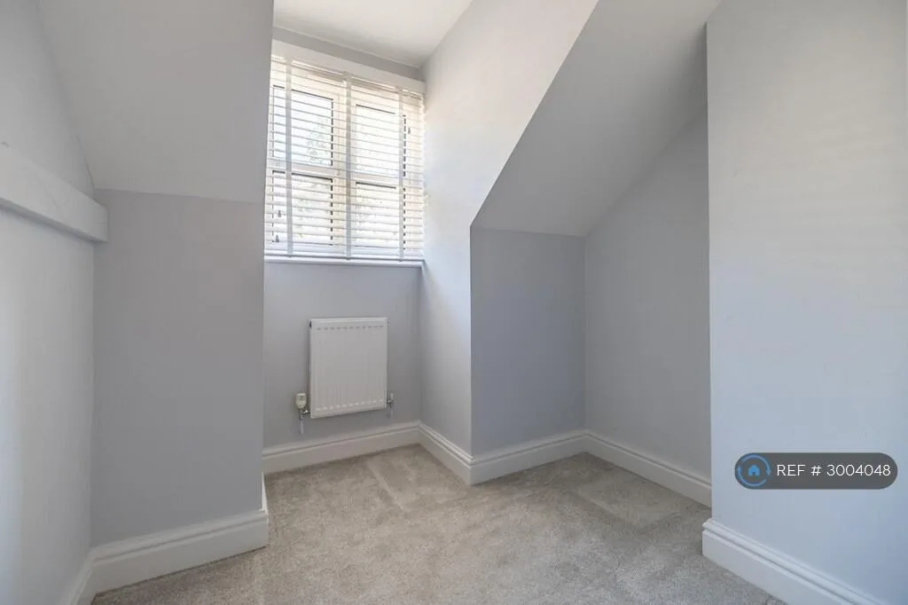 4 bedroom detached house for rent