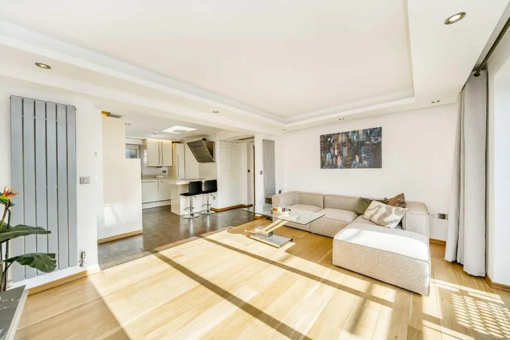 2 bedroom flat for rent