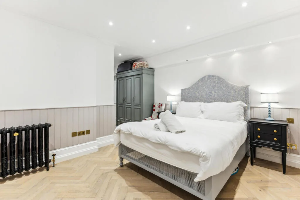 2 bedroom flat for rent
