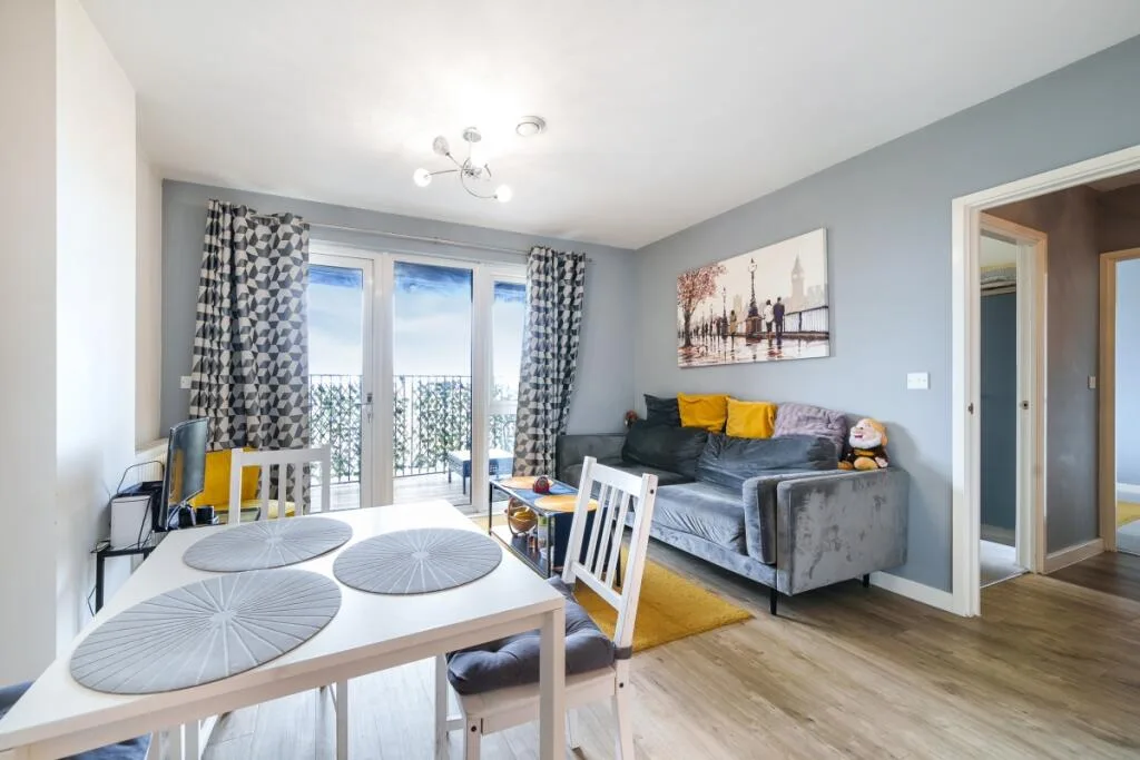 2 bedroom flat for rent