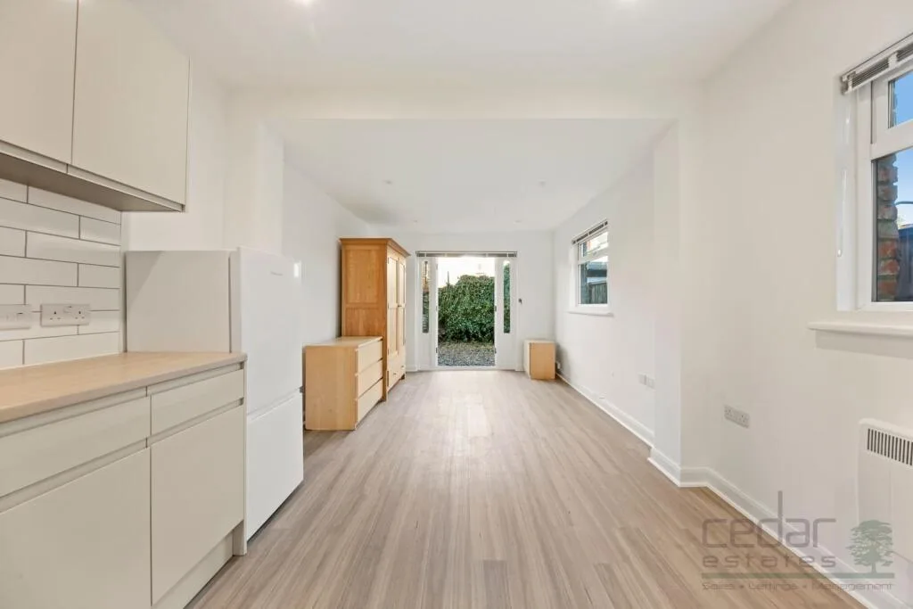 Studio flat for rent