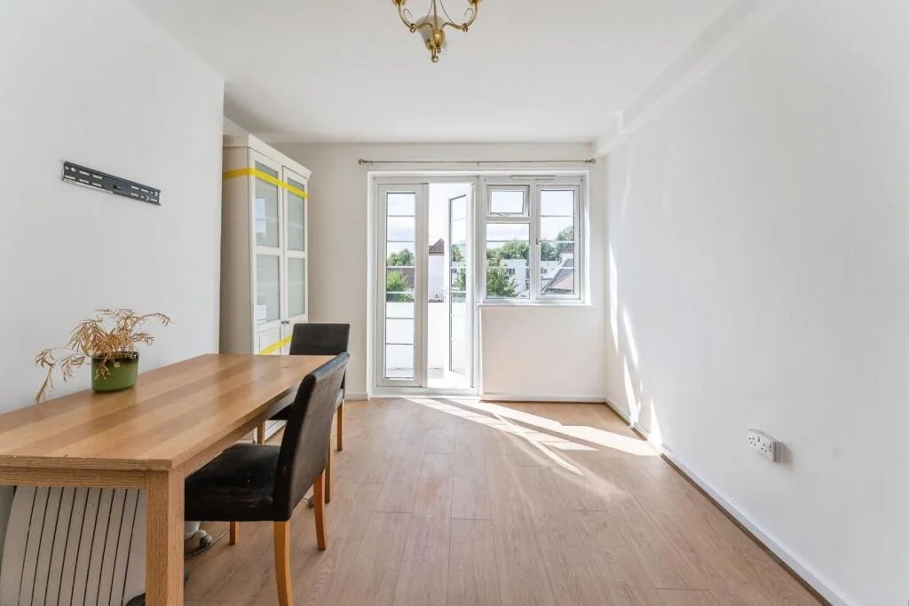 2 bedroom flat for rent