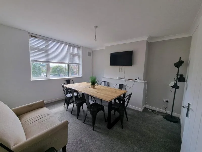 1 bedroom house of multiple occupation for rent
