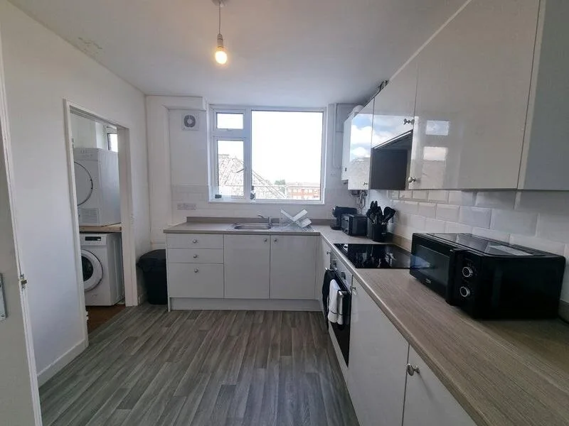 1 bedroom house of multiple occupation for rent