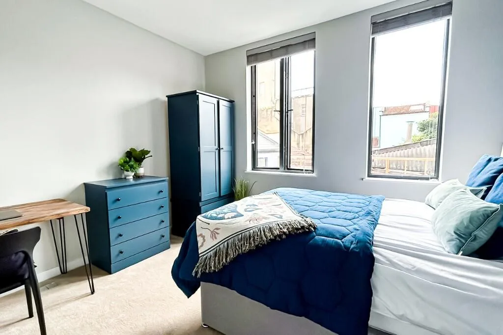 1 bedroom mews property for rent