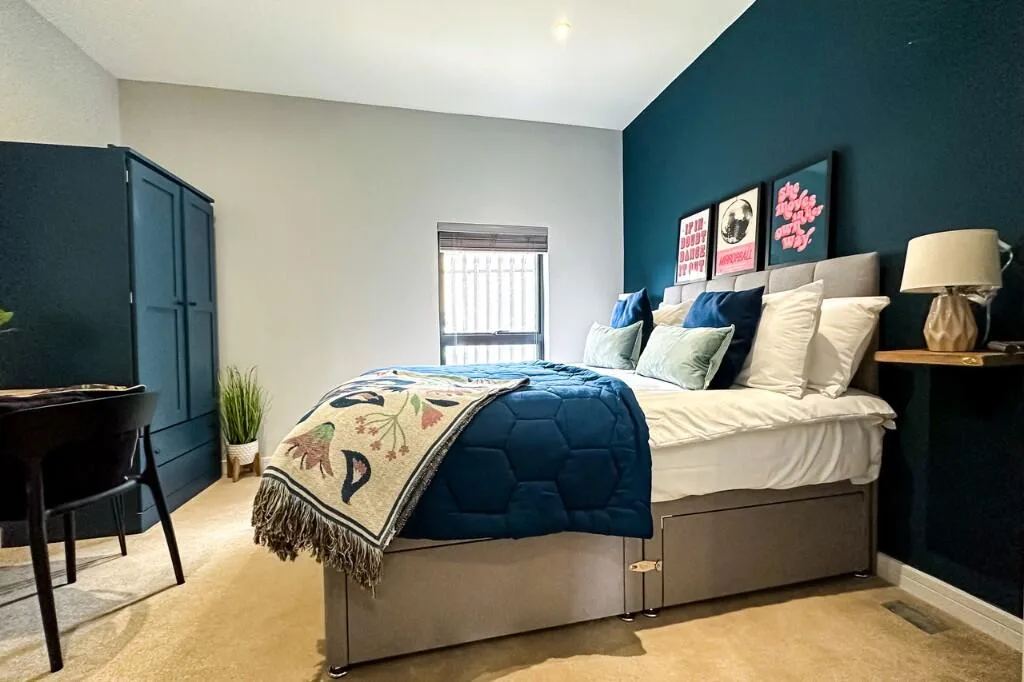 1 bedroom mews property for rent