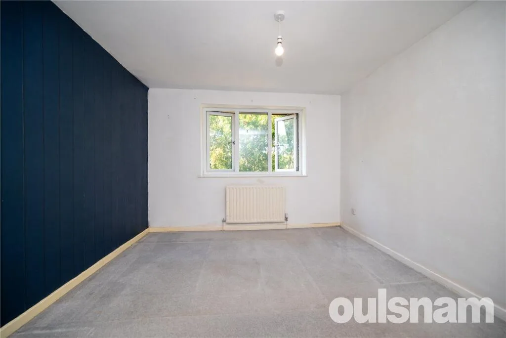 3 bedroom semi-detached house for rent