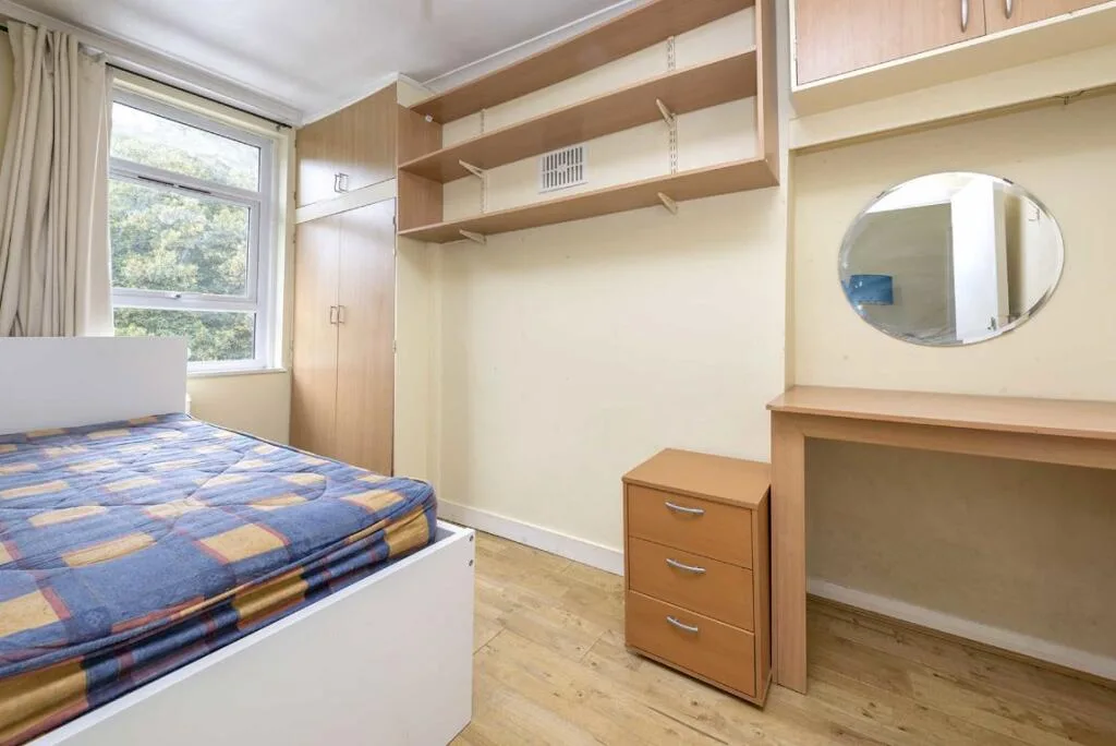 4 bedroom flat for rent