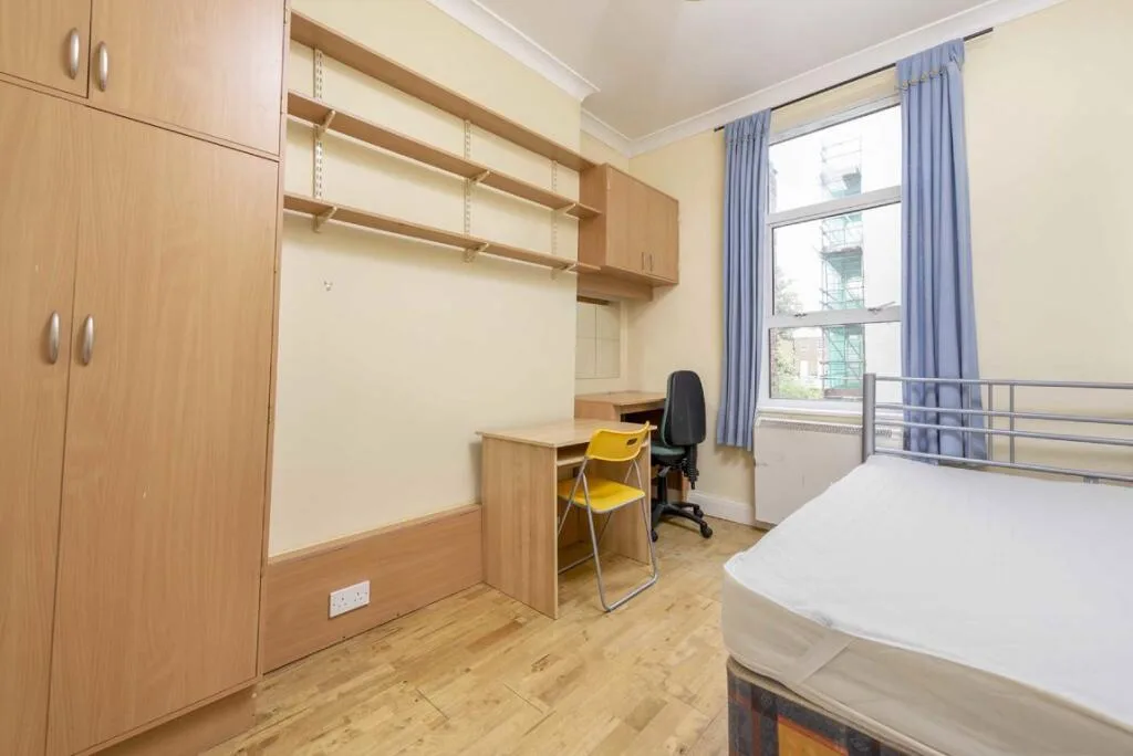 4 bedroom flat for rent