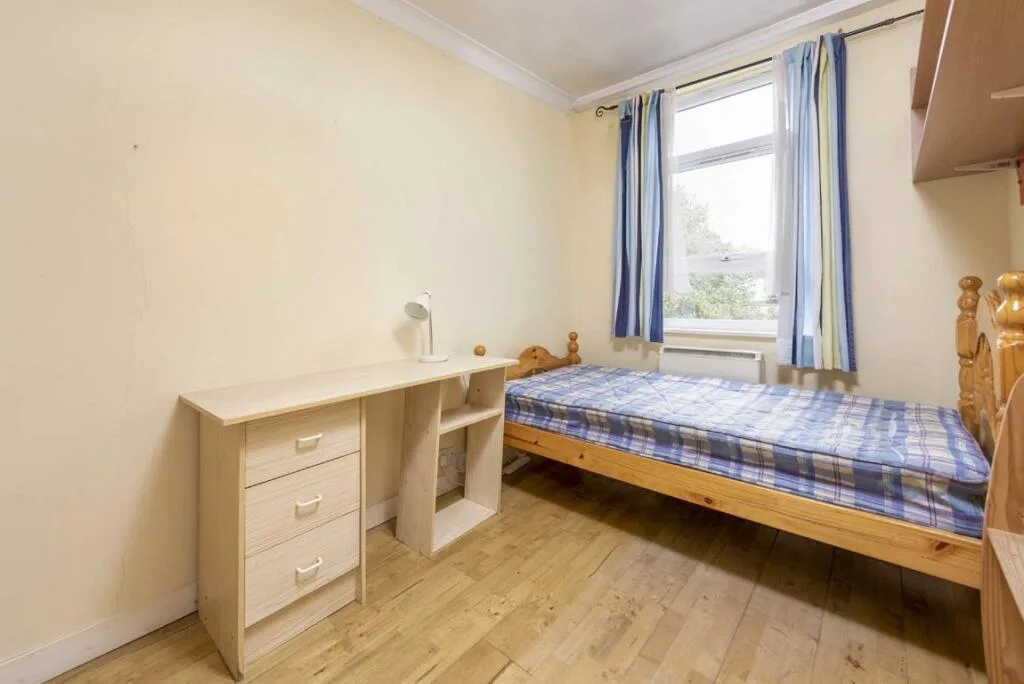 4 bedroom flat for rent