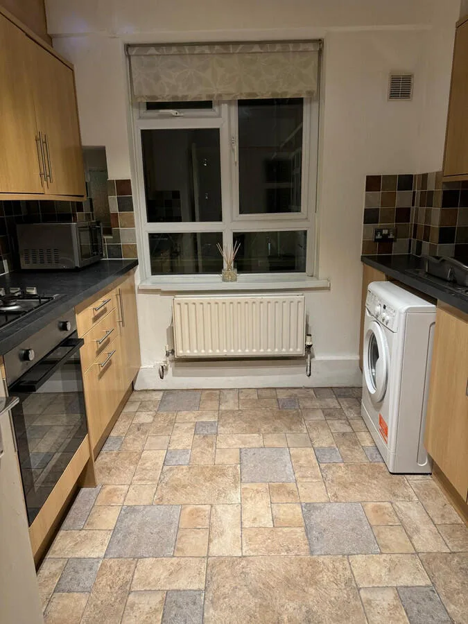 3 bedroom flat for rent