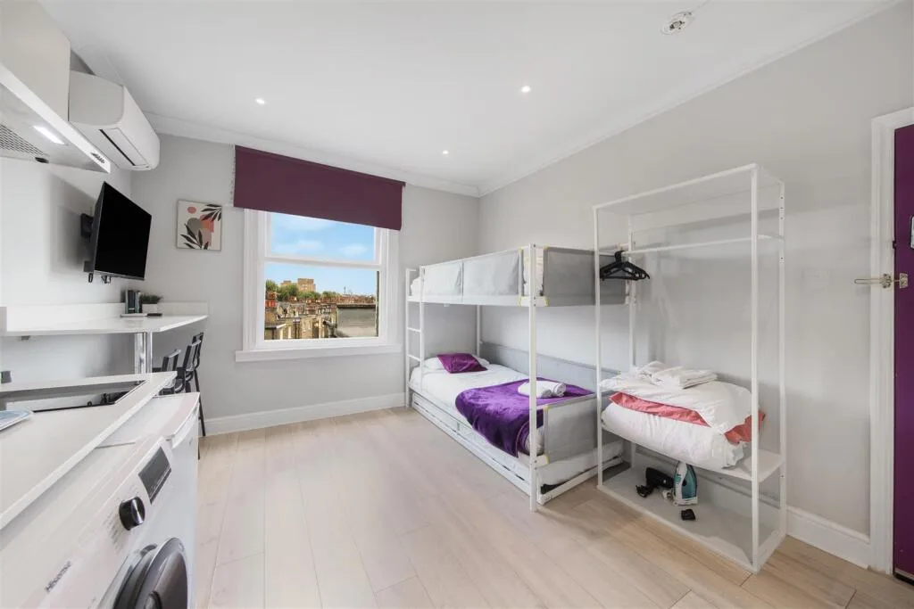 Studio flat for rent
