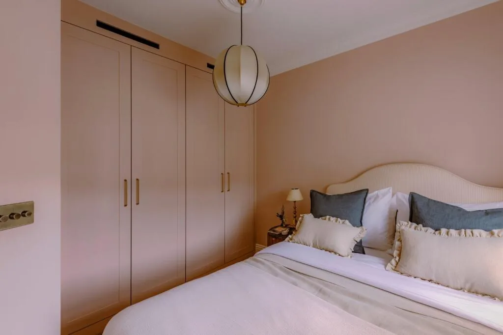 2 bedroom end of terrace house for rent