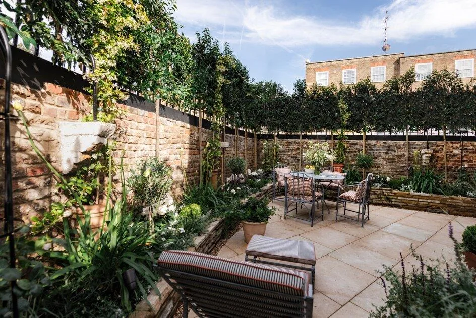 2 bedroom end of terrace house for rent