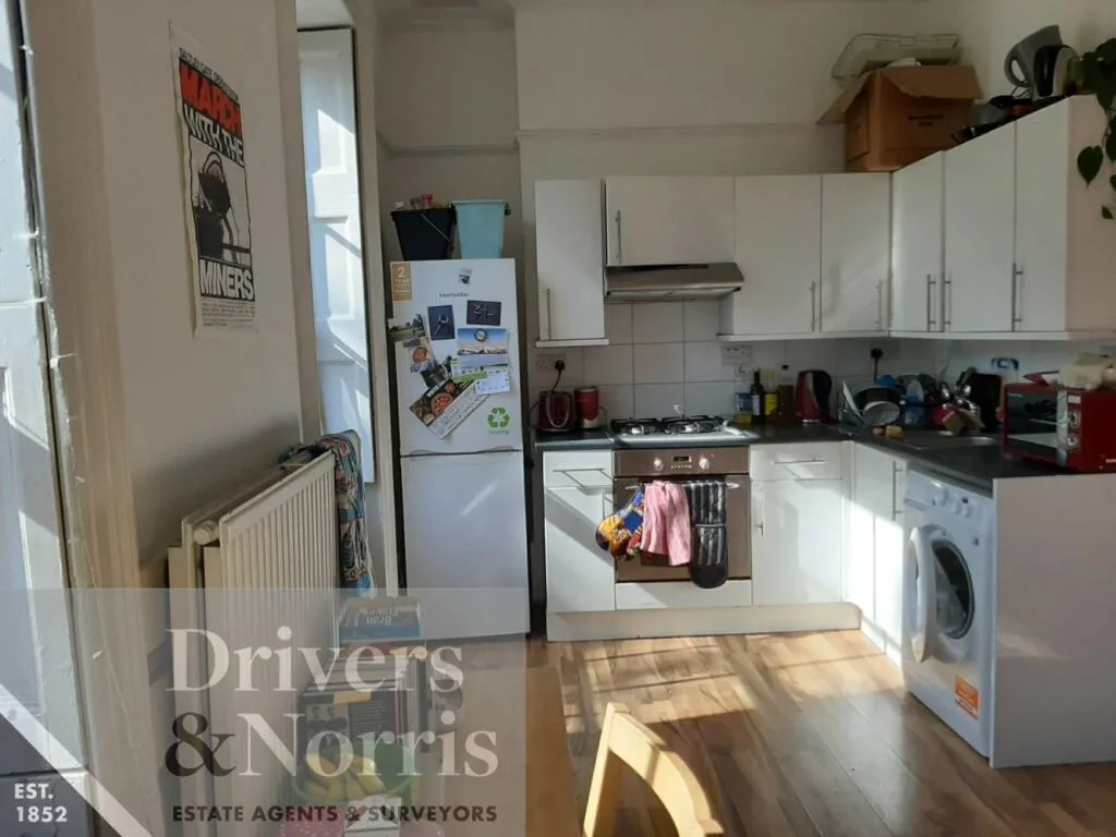 4 bedroom apartment for rent