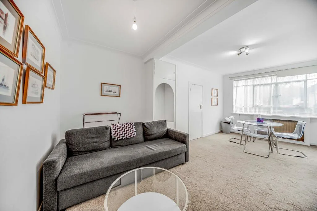 1 bedroom flat for rent