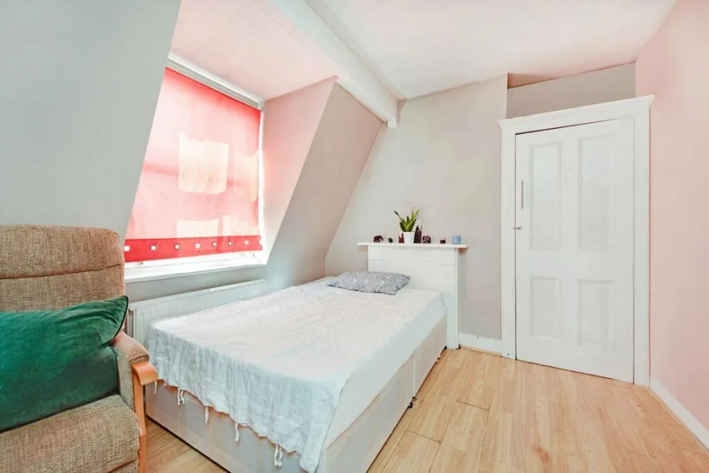 4 bedroom flat for rent