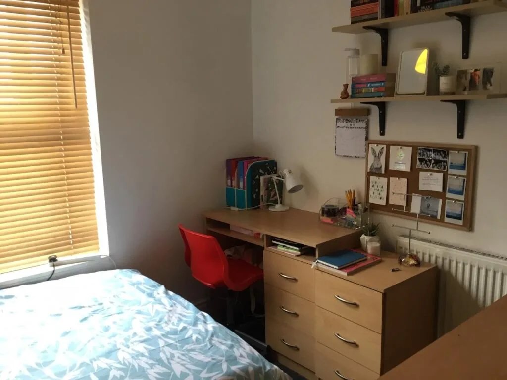 8 bedroom house for rent