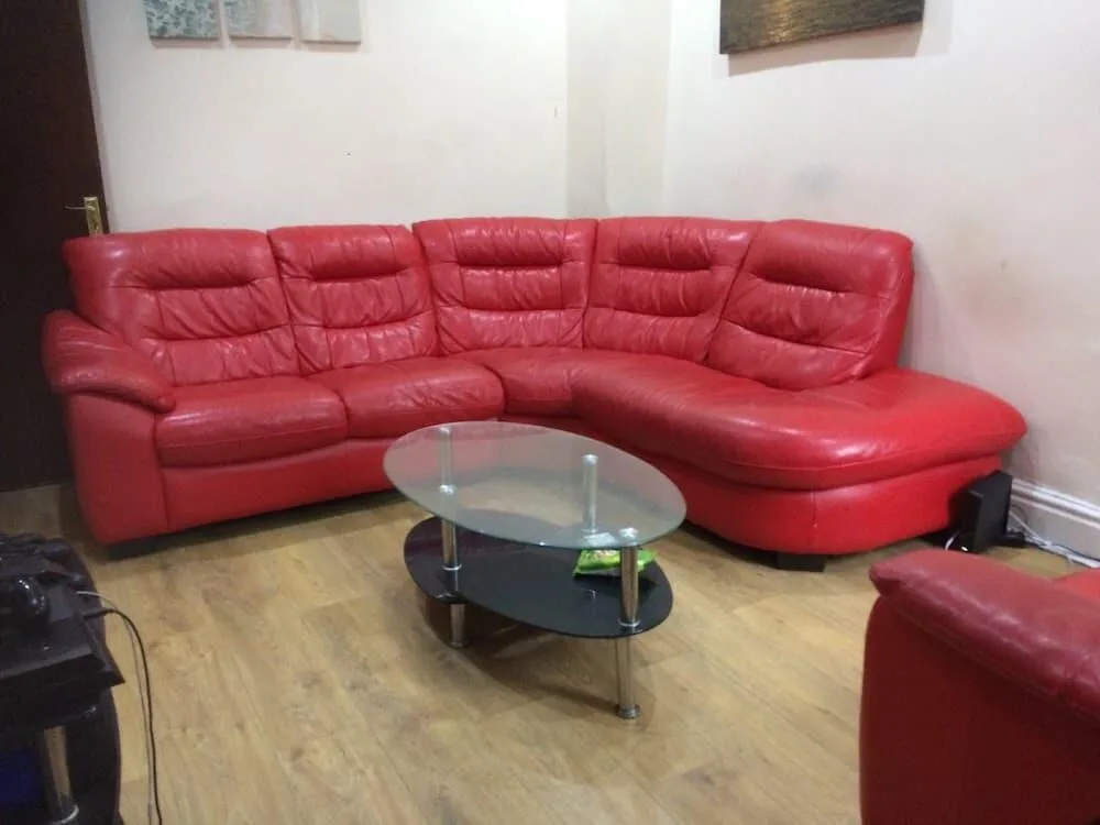 8 bedroom house for rent