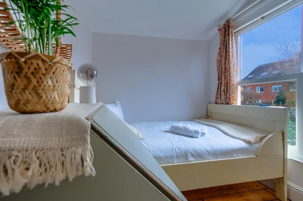 3 bedroom semi-detached house for rent