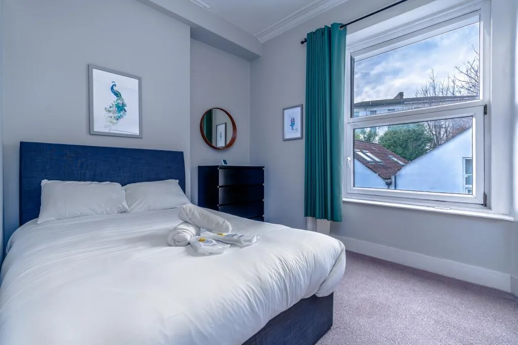 2 bedroom serviced apartment for rent