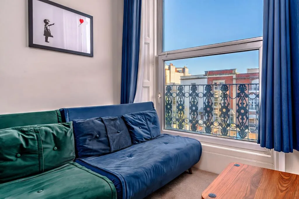 2 bedroom serviced apartment for rent