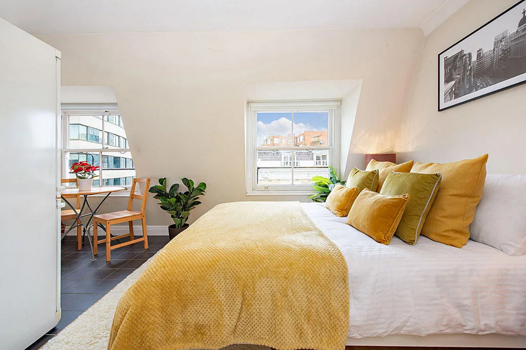Studio flat for rent