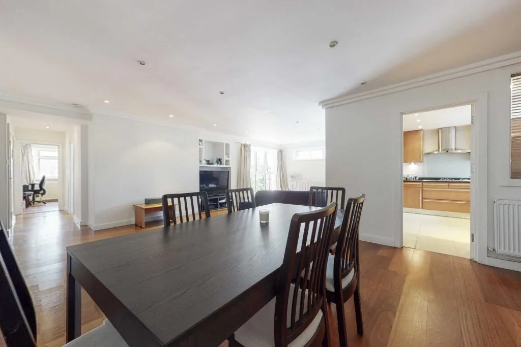 3 bedroom apartment for rent